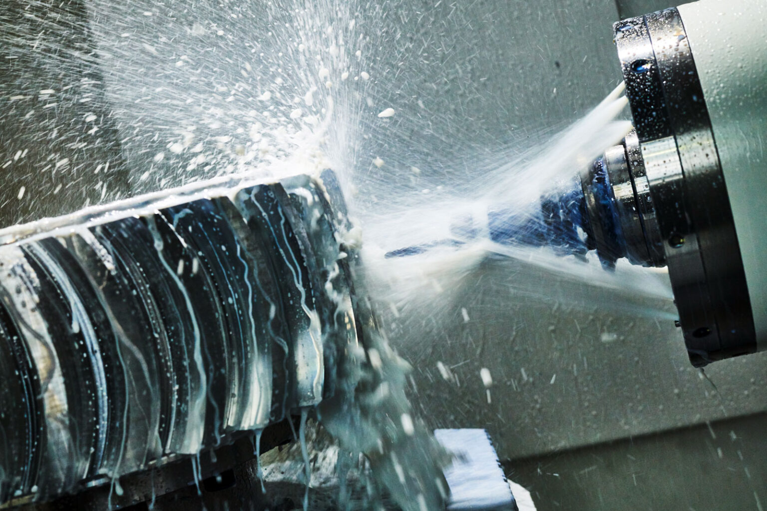 Utilisation d'un lubrifiant réfrigérant dans l'usinage • LIQUIDTOOL